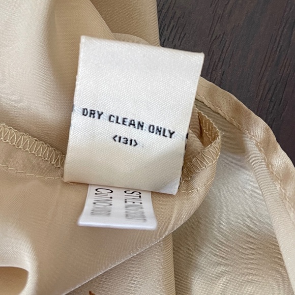 TLH by Hype Women's Gold Sleeveless Zipper Mini Dress Sz Small - Picture 8 of 8